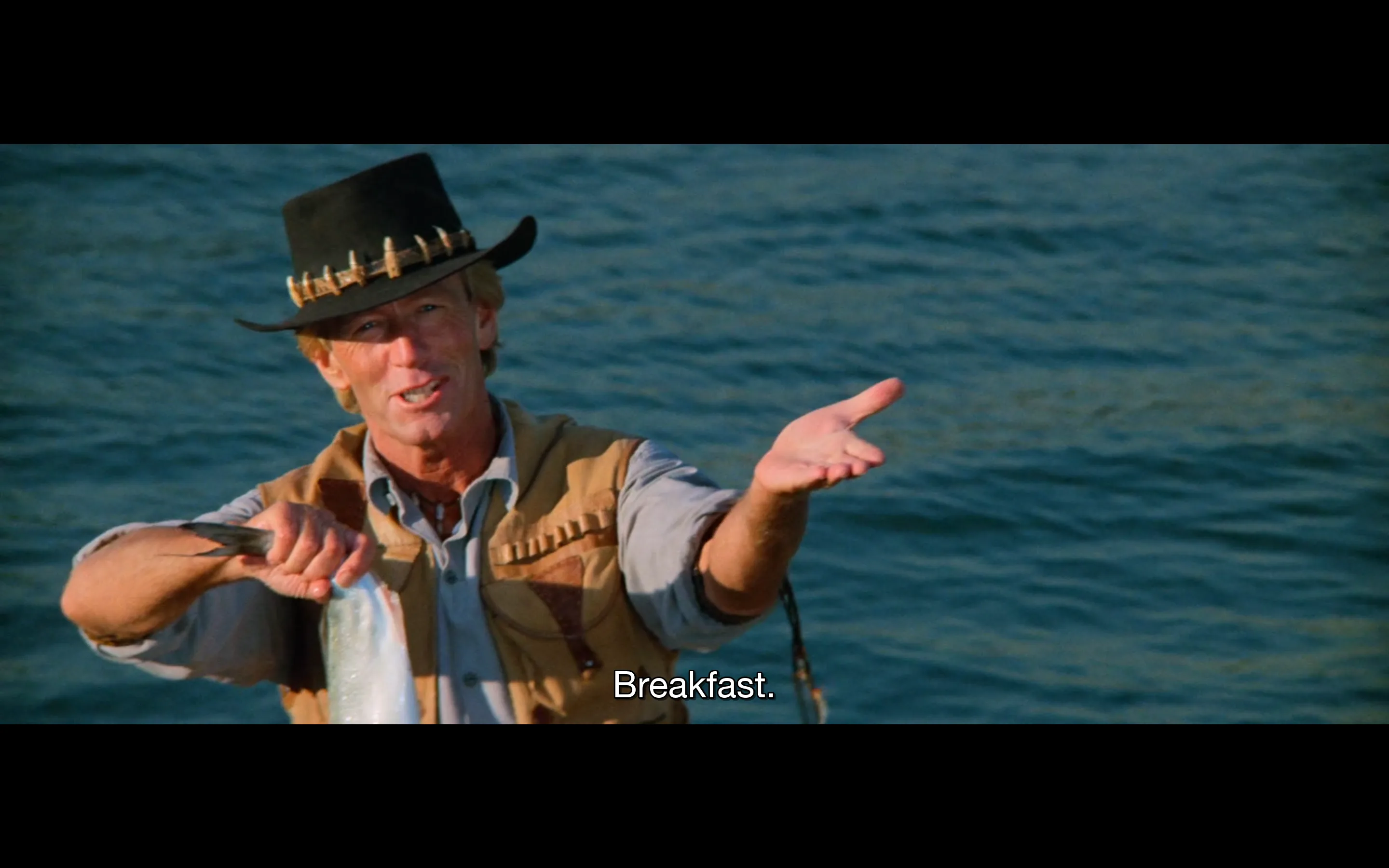 I'm watching Crocodile Dundee II (1988) (2/4)
