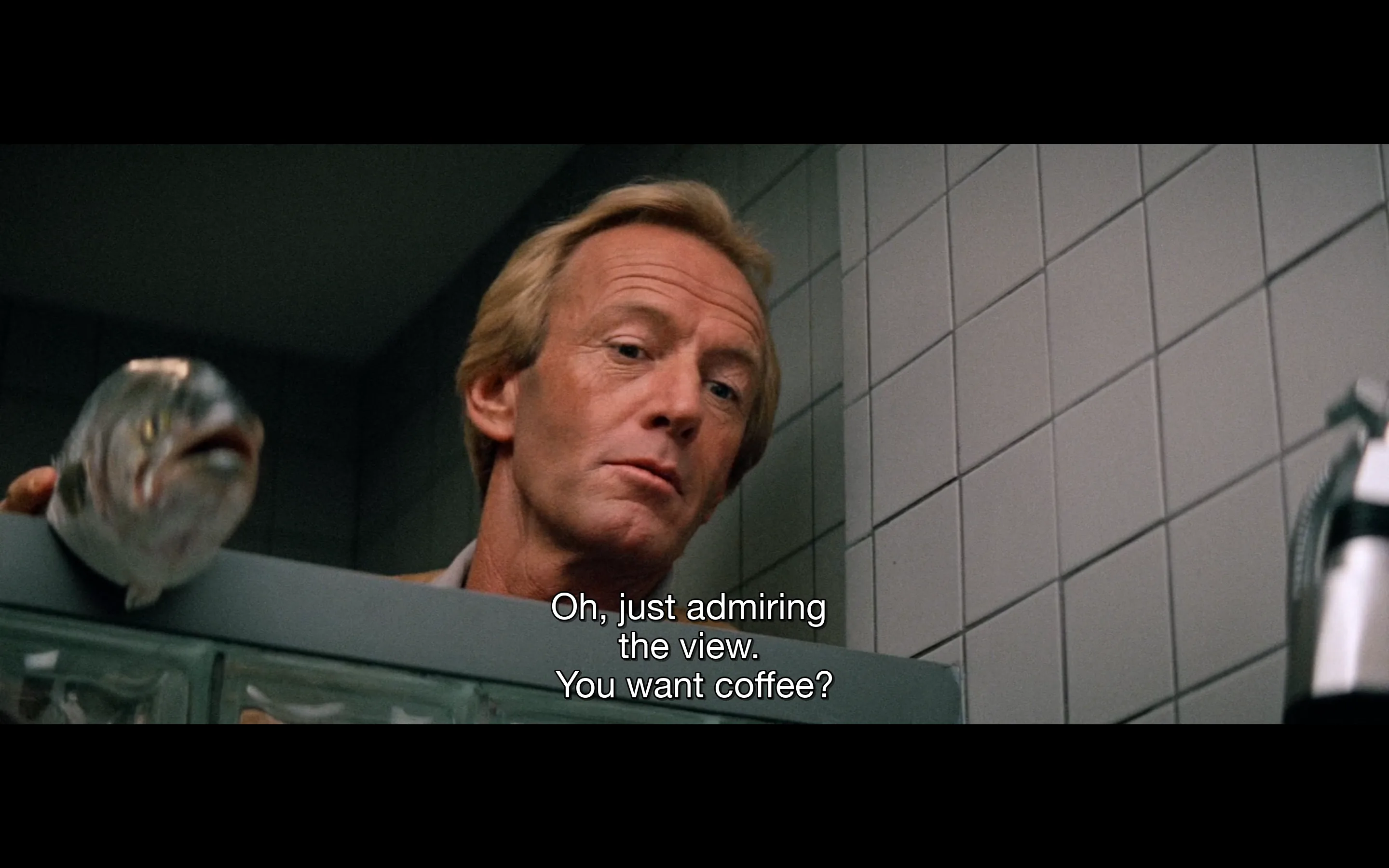I'm watching Crocodile Dundee II (1988) (4/4)